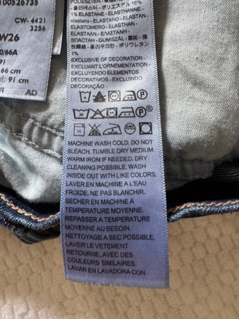 Levi’s Mid-Length Denim Shorts • 26 • Dark Wash • NWOT - Picture 6 of 7